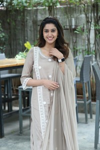 Tanya Ravichandran Pictures
